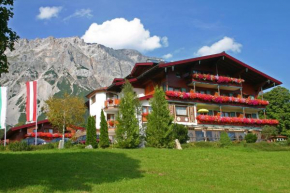 Гостиница Landhaus Ramsau  Рамзау-Ам-Дакстайн